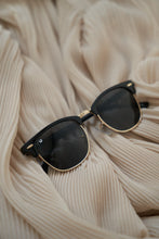 Load image into Gallery viewer, Pukka (M) - Black / Smoke بوكا - اسود / دخاني