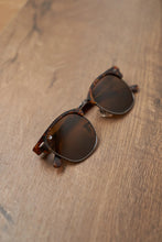 Load image into Gallery viewer, Pukka (M) - Tortoise / Brown بوكا - سلحفاة / بني