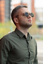 Load image into Gallery viewer, Yoyo (M) - Gold / Light Smoke يويو - ذهبي / دخاني اخضر