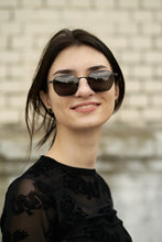Load image into Gallery viewer, Terra - Black / Smoke