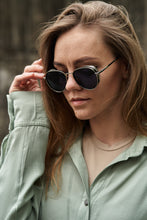 Load image into Gallery viewer, Sunray - Black / Silver Blue سن راي - اسود / سلفر ازرق