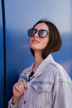 Load image into Gallery viewer, Blown - Black silver / mirror بلوون - اسود سلفر / عاكس