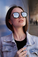 Load image into Gallery viewer, Blown - Black silver / mirror بلوون - اسود سلفر / عاكس