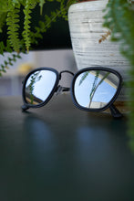 Load image into Gallery viewer, Blown - Black silver / mirror بلوون - اسود سلفر / عاكس