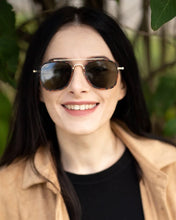 Load image into Gallery viewer, IFFY - Tortoise gold / Light smoke ايفي - سلحفاة ذهبي / دخاني فاتح