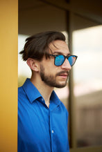 Load image into Gallery viewer, Parka - Matt Black / Blue باركا - مطفي اسود / ازرق