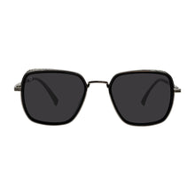 Load image into Gallery viewer, Spark - Silver / Black Smoke
