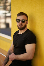 Load image into Gallery viewer, Leo
