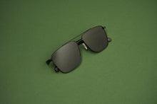 Load image into Gallery viewer, Aircel - Black / Smoke ايرسل - اسود / دخاني
